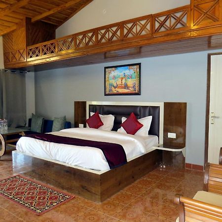 Hotel Haya Palace Nainital Esterno foto