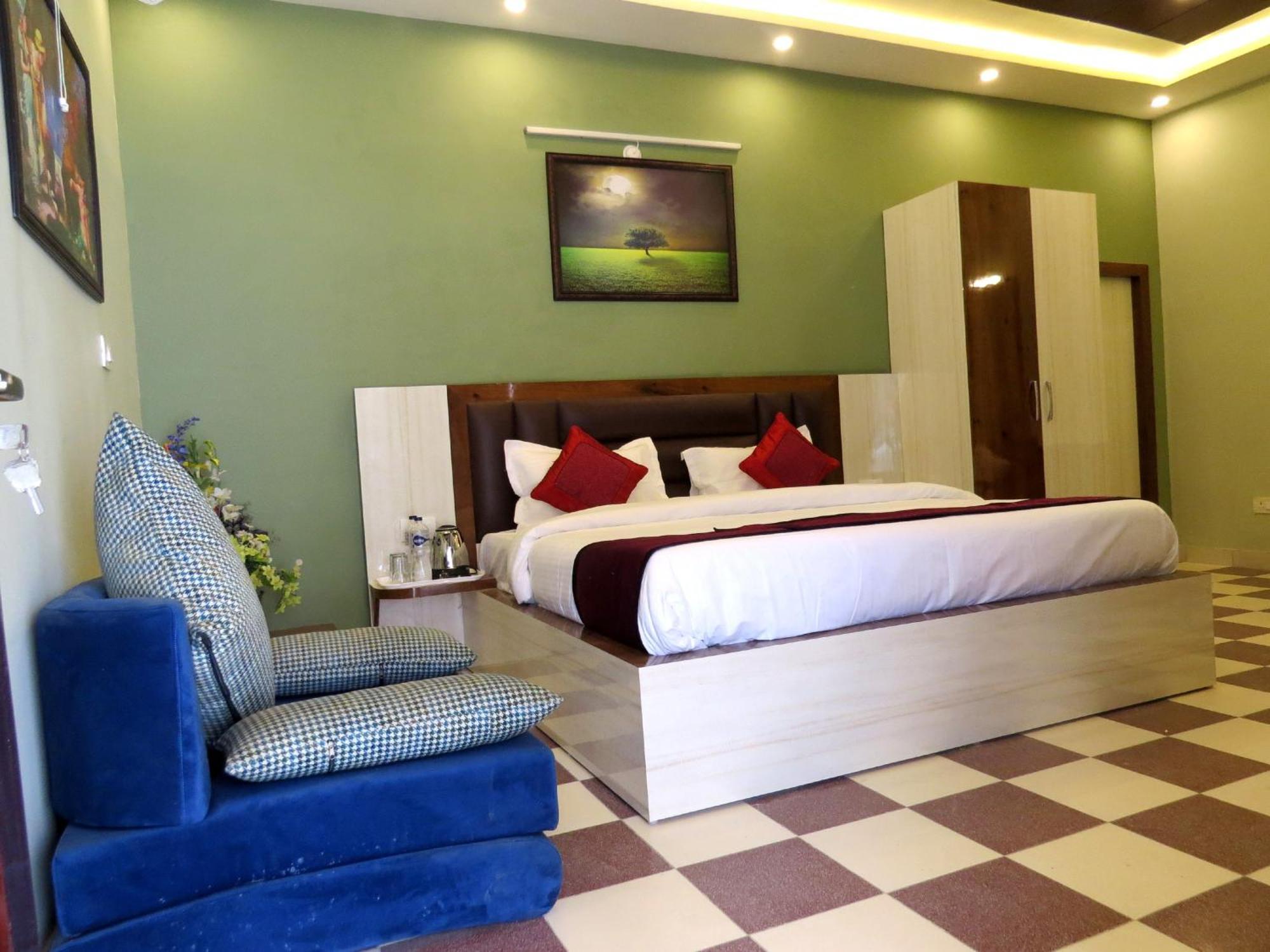 Hotel Haya Palace Nainital Esterno foto