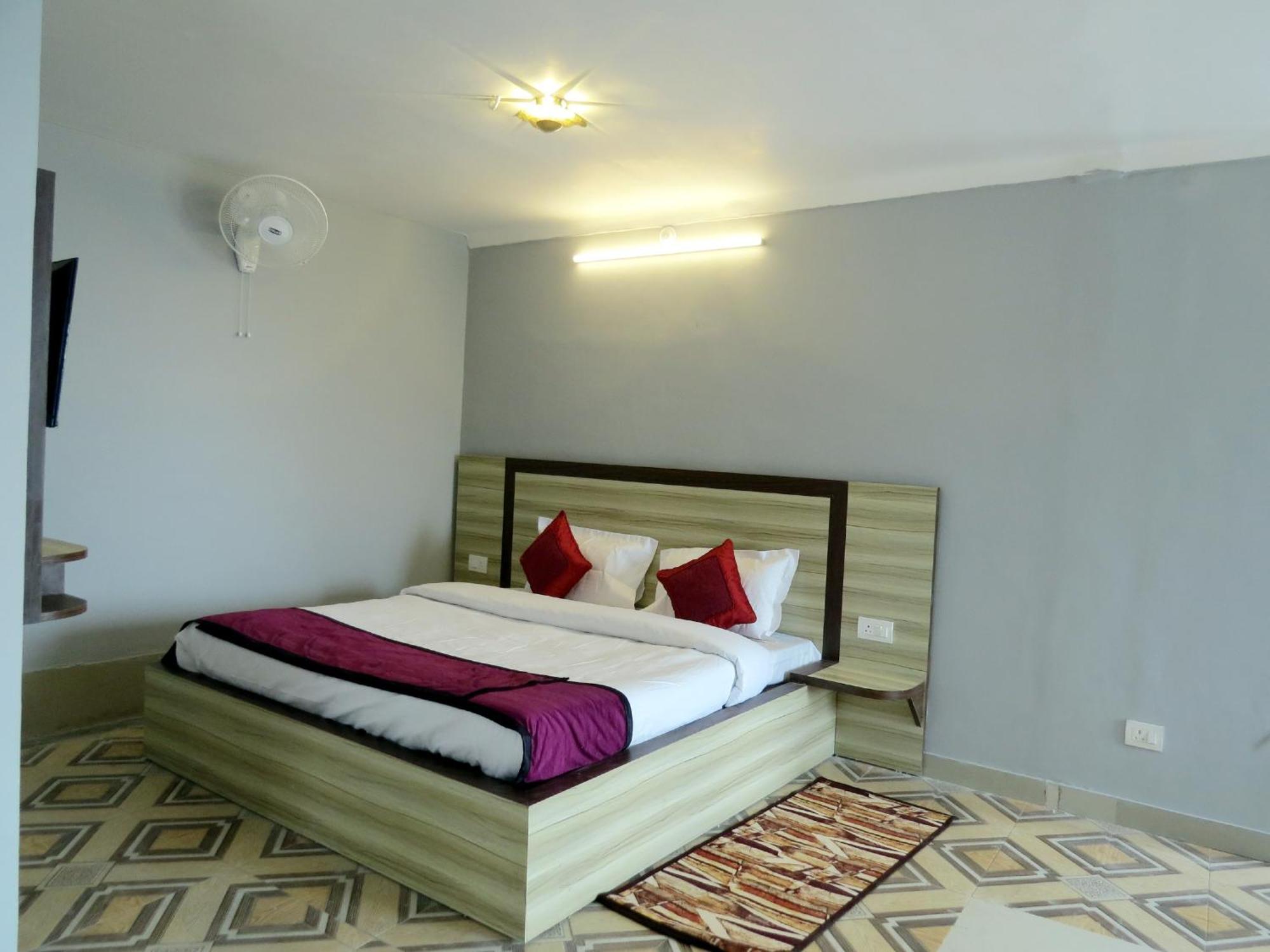 Hotel Haya Palace Nainital Esterno foto