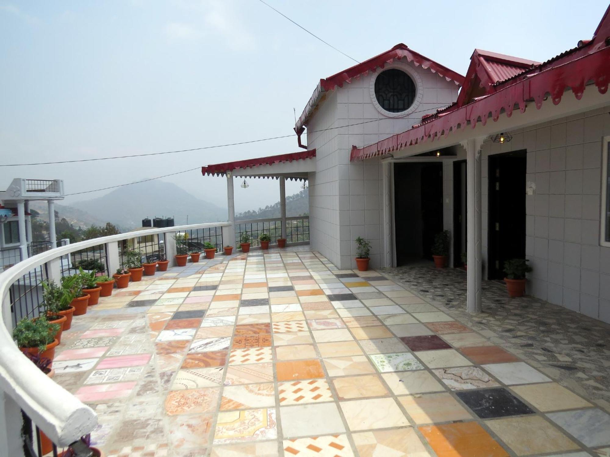 Hotel Haya Palace Nainital Esterno foto
