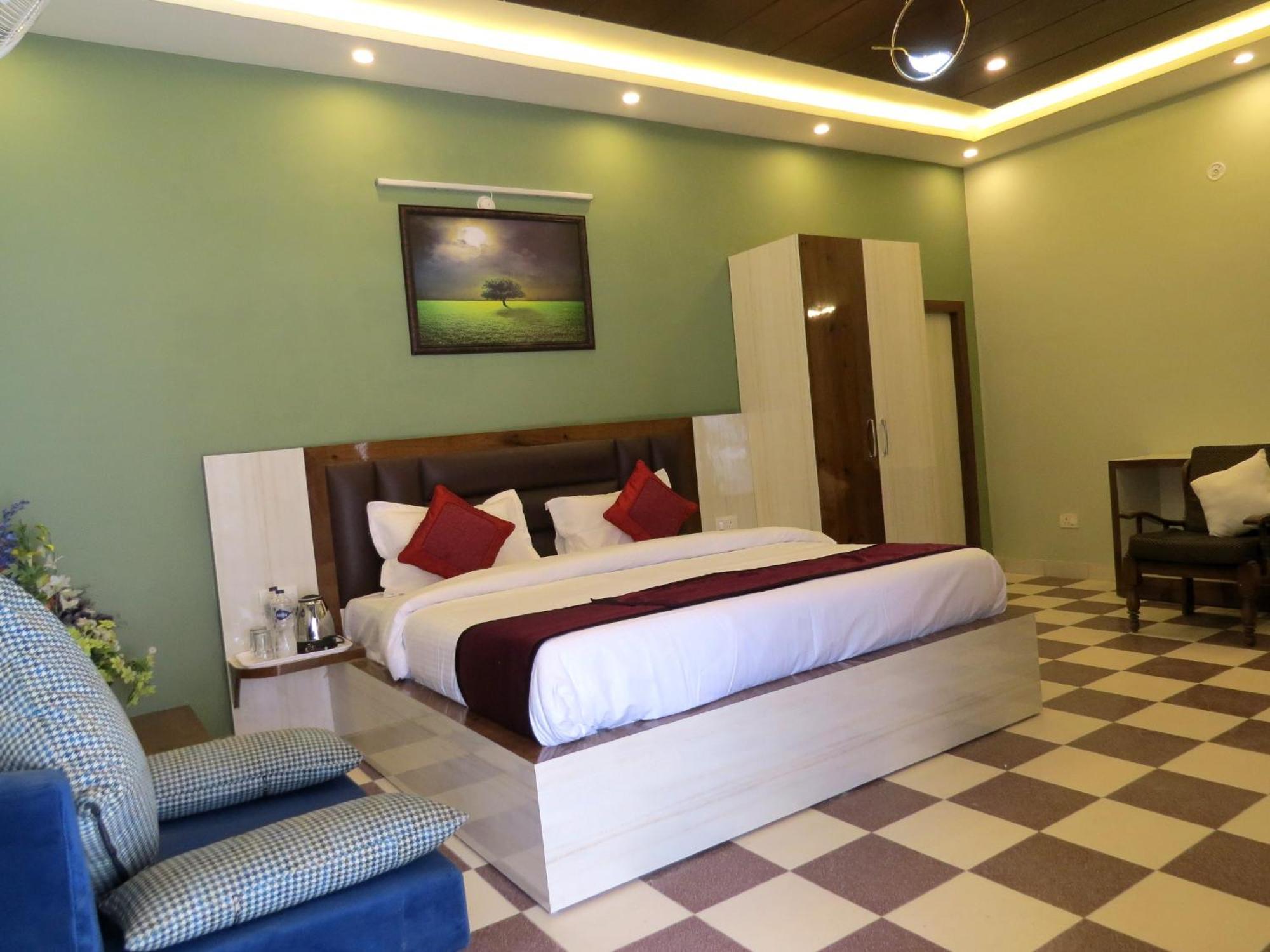 Hotel Haya Palace Nainital Esterno foto
