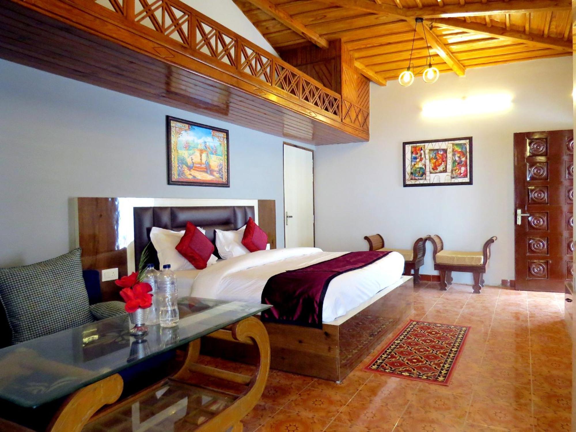 Hotel Haya Palace Nainital Esterno foto